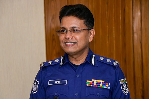 ডিআইজি হাবিবের করোনা শনাক্ত 