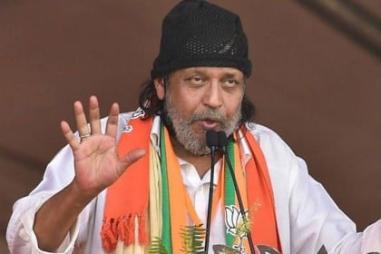 এবার মাদার তেরেসার সঙ্গে নিজের তুলনা করলেন মিঠুন
