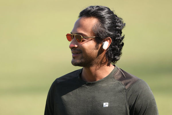 আইপিএল খেলতে ভারত গেলেন সাকিব