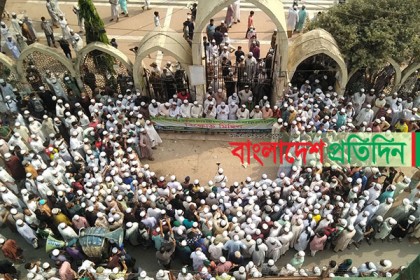বায়তুল মোকাররমের উত্তর গেটে হেফাজতের বিক্ষোভ