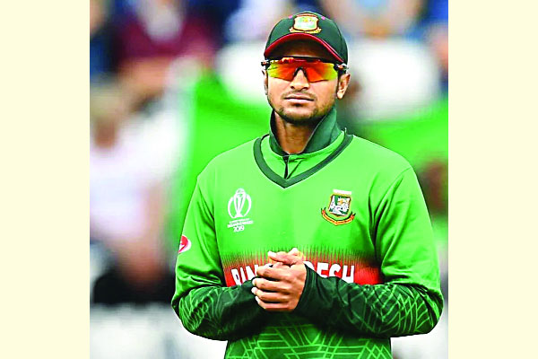 আইপিএল খেলতে ভারত গেলেন