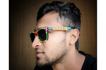 নতুন চমক নিয়ে হাজির ‘রহস্যময়’ সাকিব!