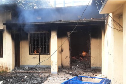 সরাইলে থানায় হামলা-সংঘর্ষ, ২ লাশ উদ্ধার

