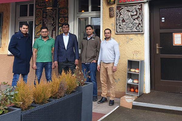 জার্মানিতে প্রবাসী হোটেল-রেস্তোরাঁ ব্যবসায়ীরা বিপাকে 