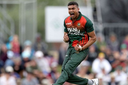 টস জিতে ফিল্ডিংয়ে টাইগাররা