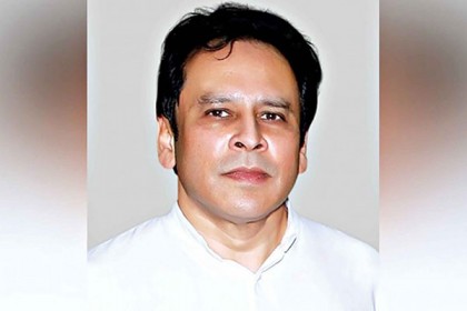 সব পুলিশ সরকারের পক্ষে নেই: রেজা কিবরিয়া

