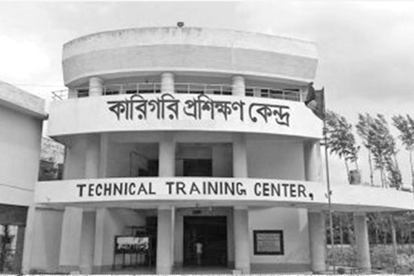 মৌলভীবাজারে উপবৃত্তির টাকা পেতে হয়রানি