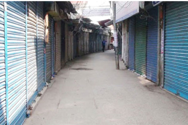 সিলেটে রাত ৮টার পর দোকানপাট বন্ধ 

