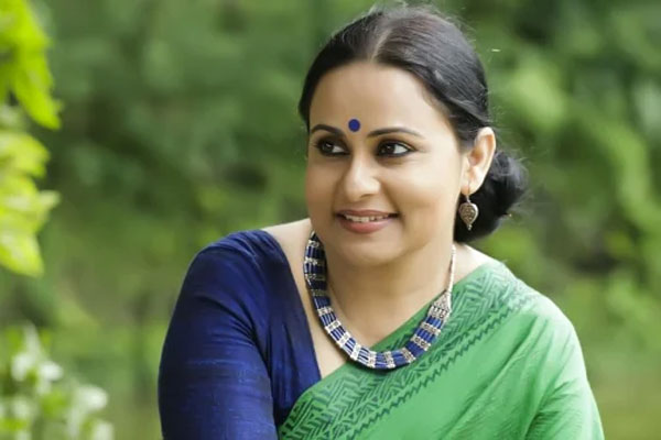 করোনায় আক্রান্ত হয়ে হাসপাতালে আফসানা মিমি