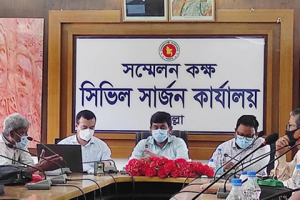 কুমিল্লায় টিকাগ্রহণে অনীহা, ক্ষোভ সিভিল সার্জনের 