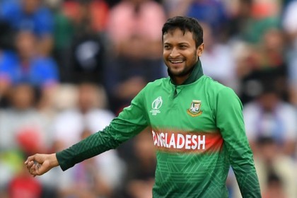বাংলাদেশকে বিশ্বকাপ না জিতিয়ে অবসরে যাচ্ছেন না সাকিব