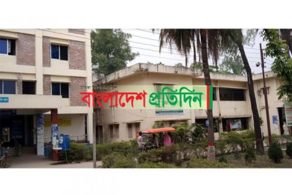 বগুড়ায় স্বাস্থ্য কমপ্লেক্সে অভ্যন্তরীণ বিরোধে করোনা পরীক্ষা বন্ধ