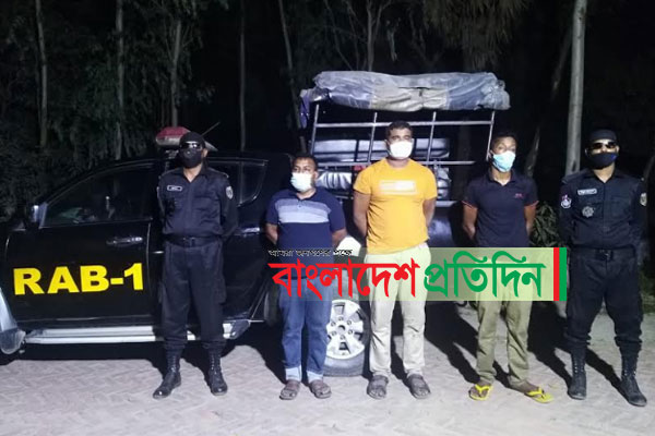 পরিচয় মিলেছে সাফারি পার্কের ভেতর উদ্ধার সেই লাশের, আটক ৩