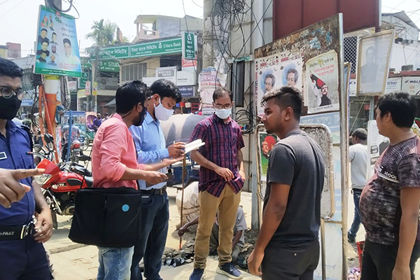 শ্রীমঙ্গলে মাস্ক না পড়ায় ৪১ মামলা, জরিমানা আদায়