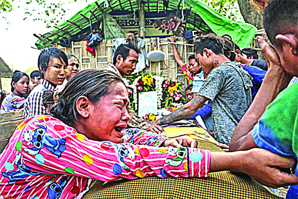 মিয়ানমারে ফের নির্বিচারে গুলি