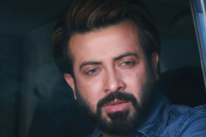 চোখে আঘাত পেয়েছেন শাকিব খান, শুটিং স্থগিত