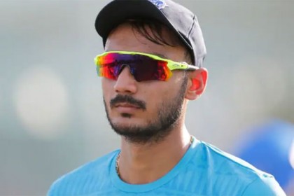 দিল্লি শিবিরে বড় ধাক্কা, করোনায় আক্রান্ত অক্ষর প্যাটেল