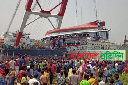 ডুবে যাওয়া সেই লঞ্চের ভেতর থেকে আরও ২১ লাশ উদ্ধার