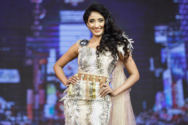 আপত্তিকর ভিডিও পোস্ট ; ক্ষমা চাইলেন মিথিলা