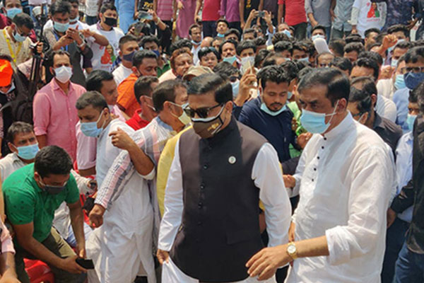 হেফাজতের এমন তাণ্ডব অরাজকতা মেনে নেওয়া যায় না: হানিফ

