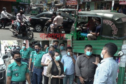 বরিশালে তৃতীয় দিনেও ঢিলেঢালা লকডাউন, মাঠে প্রশাসন