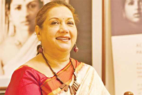 আইসিইউতে কবরী