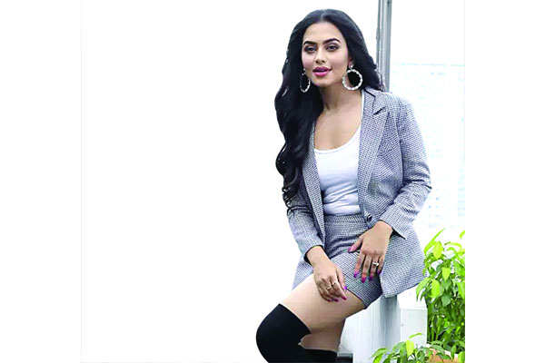 নুসরাত ফারিয়ার প্রস্তুতি