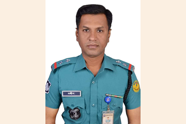অটোচালকের নিষ্ঠুরতায় প্রাণ যায় যায়, তবুও মানবিক সার্জেন্ট সন্দীপ