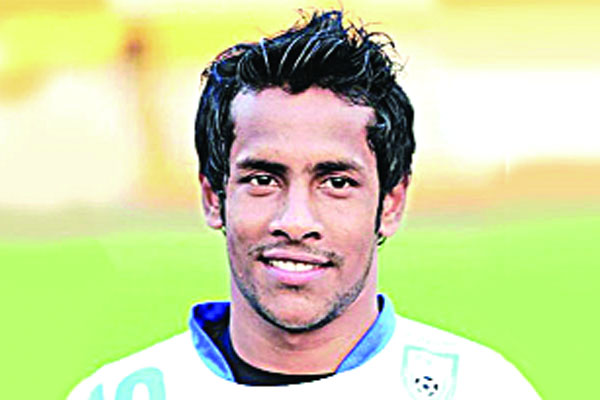 ১৫ বছর পর ব্রাদার্সে ফিরলেন এমিলি