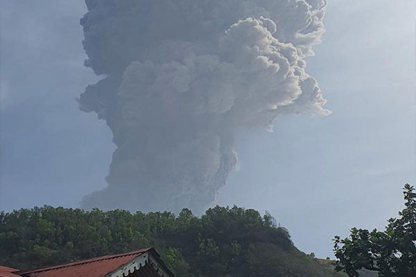 সেন্ট ভিনসেন্ট দ্বীপে ভয়ঙ্কর অগ্ন্যুৎপাত