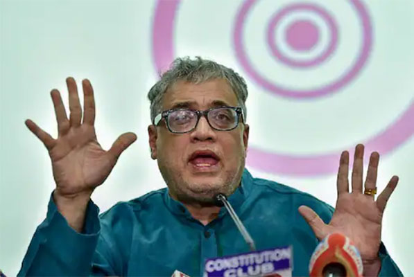 'মোদি-অমিত শাহের হাতে রক্ত লেগে আছে'

