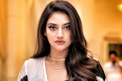 সম্পর্ক নিয়ে বার্তা নুসরাতের, কী বললেন অভিনেত্রী?