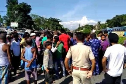 প্রথমবার ভোট দিতে গিয়ে গুলিতে মারা গেলেন যুবক 

