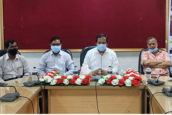 'শেখ হাসিনার সফলতায় দেশের মানুষ করোনা নিয়ে আতঙ্কিত নয়'