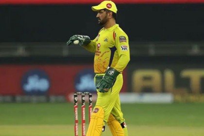 চেন্নাই শিবিরে হতাশা, ম্যাচ হেরে জরিমানাও গুনলেন ধোনি