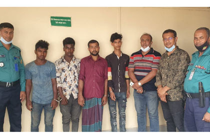 ধর্ষণ ও আপত্তিকর ভিডিও ধারণ করে মুক্তিপণ দাবি, গ্রেফতার ৪