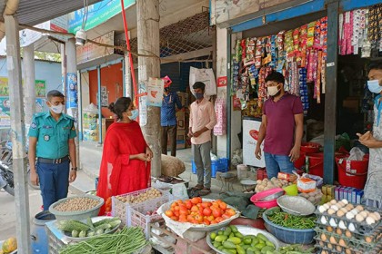 গাজীপুরে মাস্ক না পরায় জরিমানা