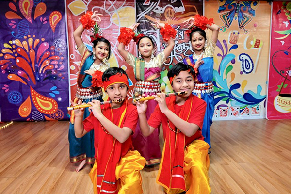 বর্ষবরণে বর্ণাঢ্য অনুষ্ঠানে নিউজার্সির ‘সৃষ্টি একাডেমি’
