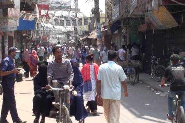 বাগেরহাটে ঢিলেঢালা লকডাউন