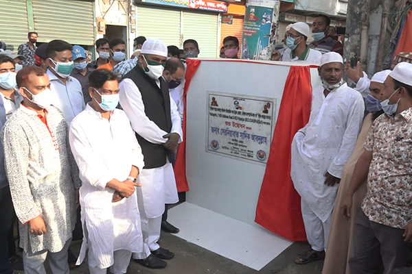 বরিশালে সড়ক সংস্কার কাজের উদ্বোধন