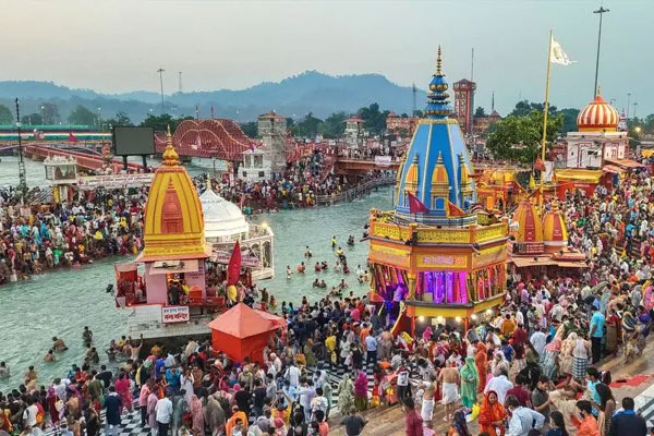 কুম্ভমেলায় ৫ দিনে করোনায় আক্রান্ত ১৭০০