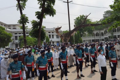 সুপ্রিম কোর্টে আব্দুল মতিন খসরুর দ্বিতীয় জানাজা সম্পন্ন