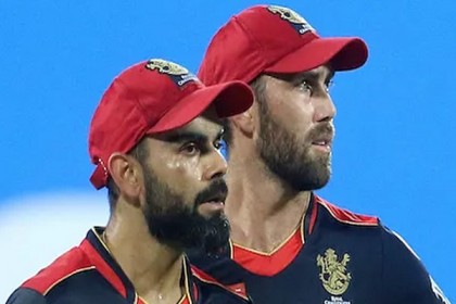 
অস্ট্রেলিয়াতেই ম্যাক্সওয়েলকে আরসিবিতে নেওয়ার প্রস্তাব দেন কোহলি