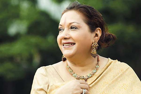কবরীর প্রস্থানে ফেসবুকে তারকাদের শোকের ছায়া