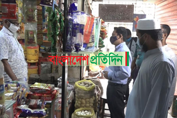 বরিশালে শিথিল হচ্ছে লকডাউন, রাস্তায় বেড়েছে লোকজন
