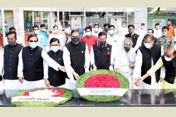মুজিবনগর দিবসে বঙ্গবন্ধুর প্রতিকৃতিতে প্রধানমন্ত্রীর শ্রদ্ধা

