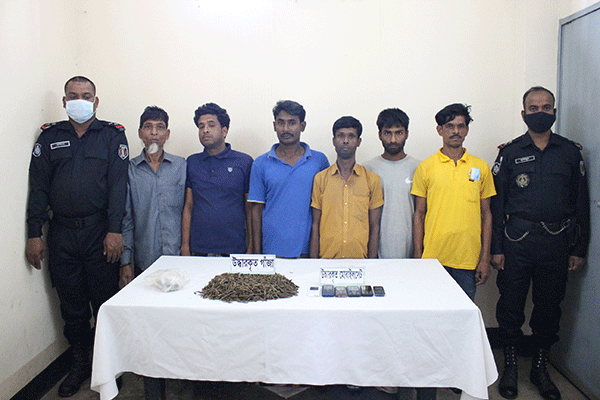 সিরাজগঞ্জে গাঁজাসহ ৬ মাদক ব্যবসায়ী আটক