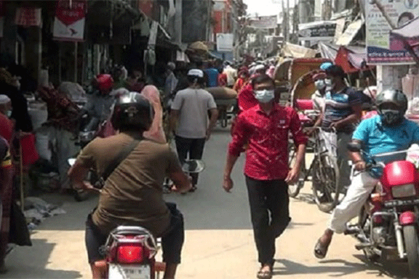 নাটোরে ঢিলেঢালাভাবে চলছে কঠোর লকডাউন