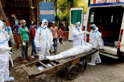 করোনা কেড়ে নিল আরও সাড়ে ১২ হাজার মানুষের প্রাণ, মৃত্যু ছাড়াল ৩০ লাখ ১১ হাজার