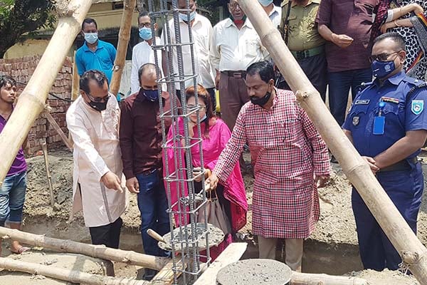 ডোমারে শহীদ মিনার নির্মাণ কাজ উদ্বোধন